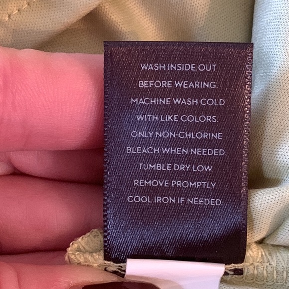 Simply Vera Vera Wang Sleeveless Layered Top, Size Medium - Picture 8 of 11